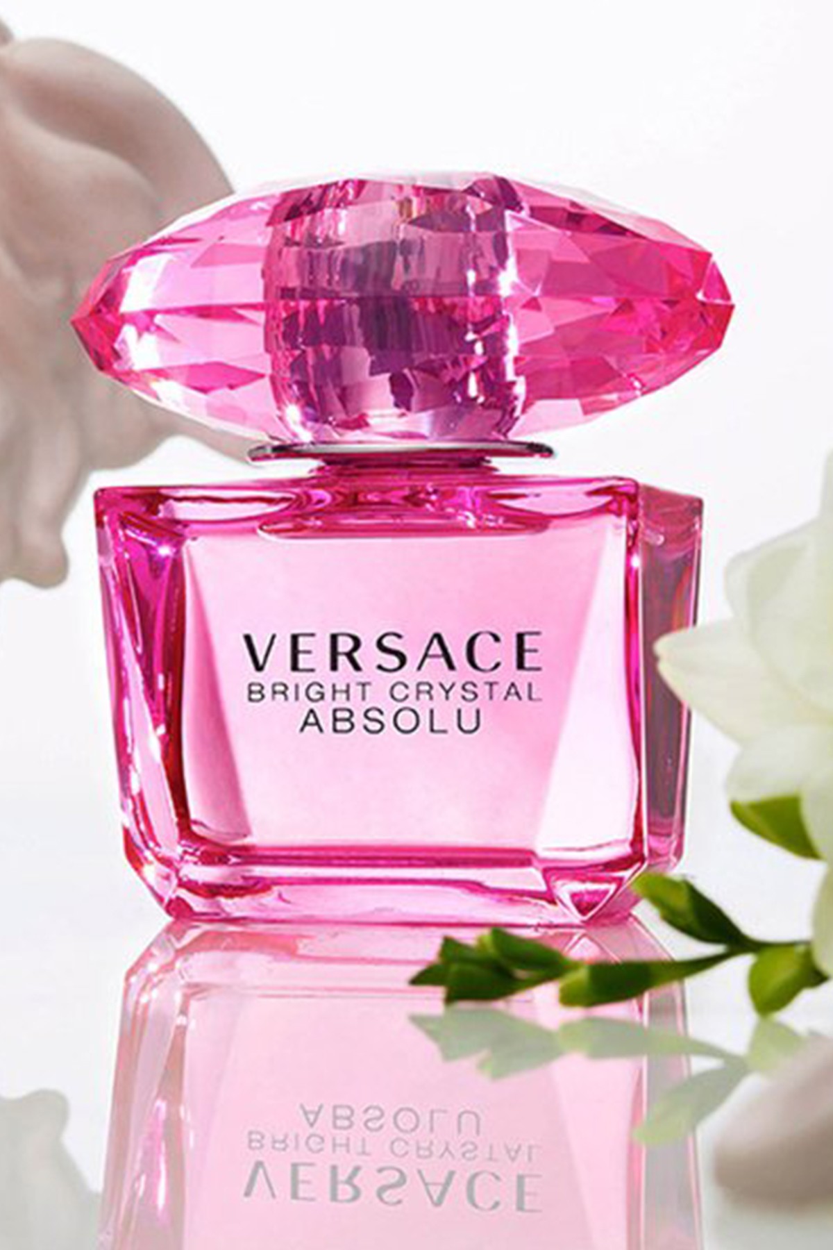 Versace Bright Crystal Absolu. Версаче Брайт Кристалл пирамида. Versace Bright Crystal. Духи Версаче Сикрет женские.